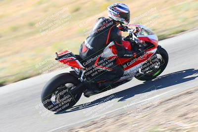media/Oct-14-2023-TrackXperience (Sat) [[0517685739]]/Level 1/session 5 turn 12/